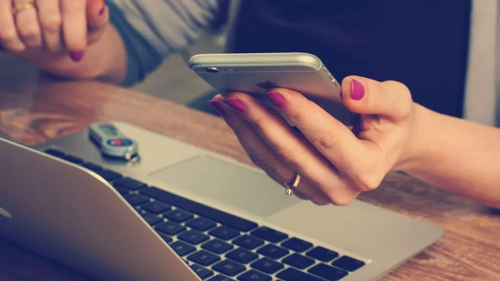 Est-il pertinent d'utiliser un annuaire de service client aujourd'hui ?