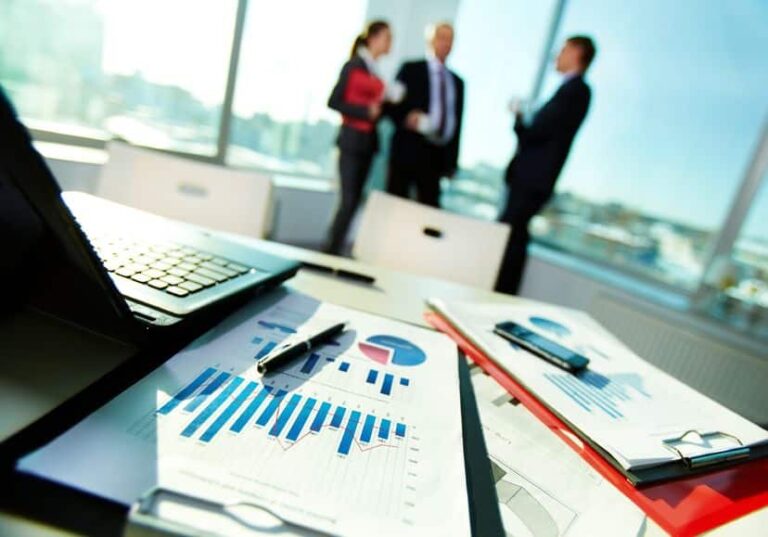 Cabinet d'expertise JLA aidant à la gestion comptable des entreprises